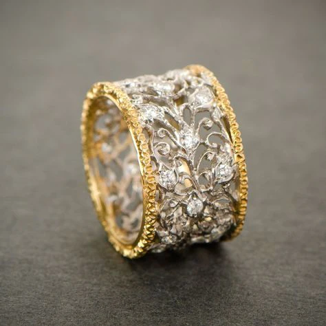Mika - Vintage Cubic Zirconia Ivy Ring